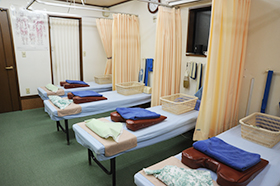 診療ベッド5台